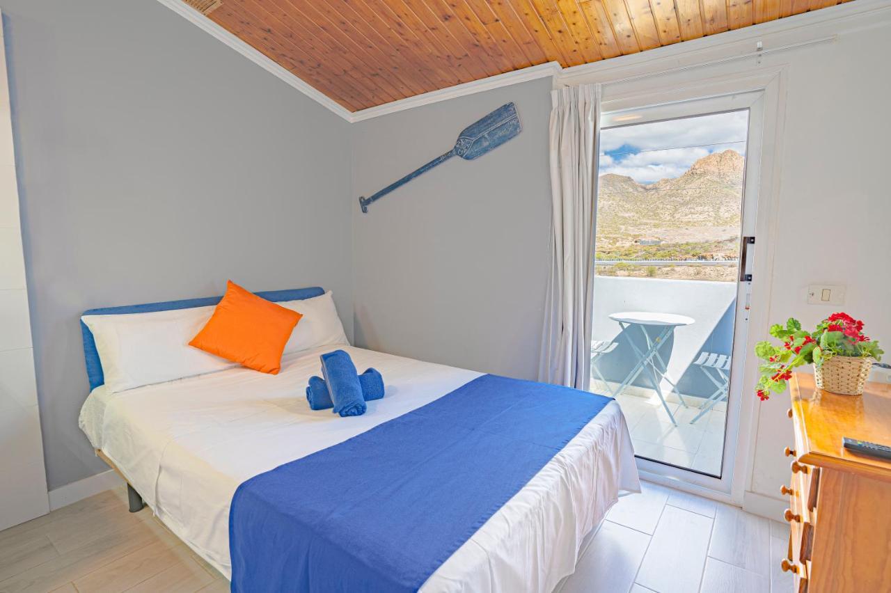Hostal Pension Neon Tenerife Guaza Bagian luar foto
