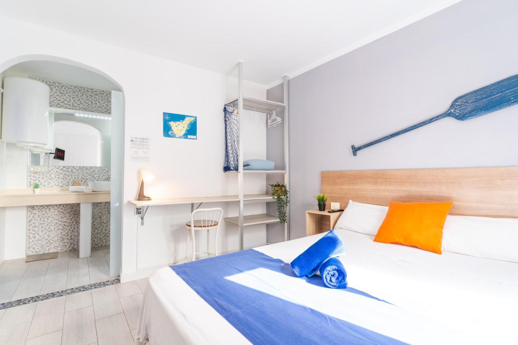 Hostal Pension Neon Tenerife Guaza Bagian luar foto