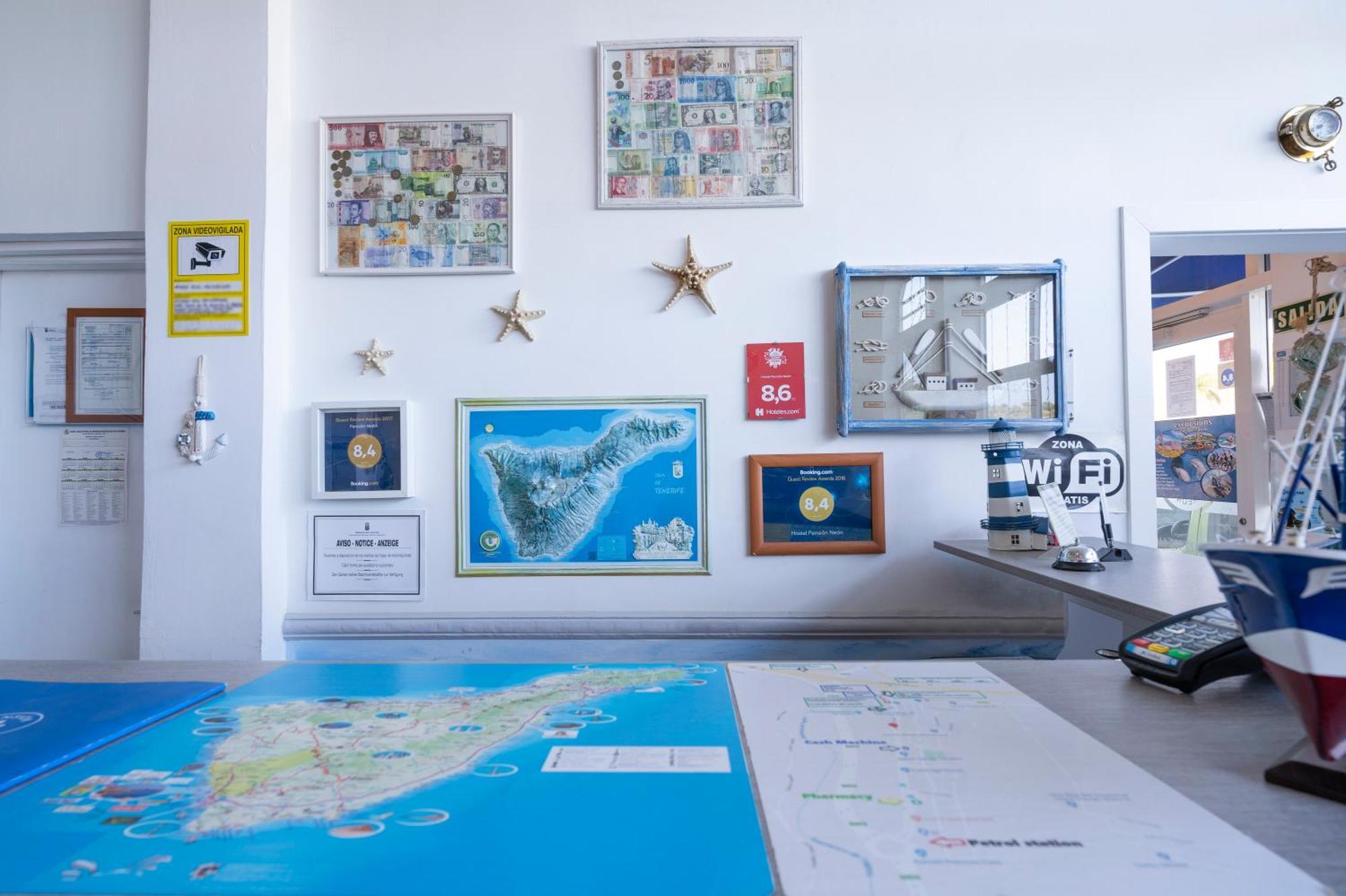 Hostal Pension Neon Tenerife Guaza Bagian luar foto
